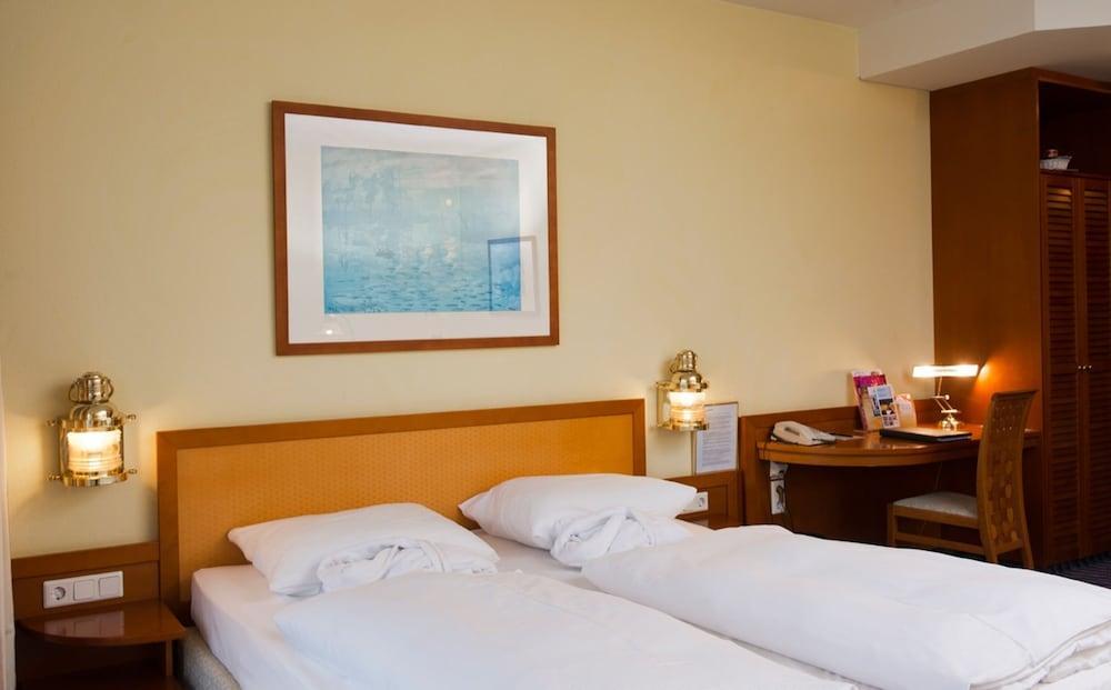 Wyndham Stralsund Hansedom Екстер'єр фото