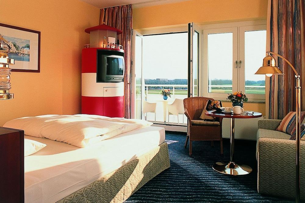 Wyndham Stralsund Hansedom Екстер'єр фото